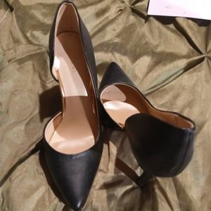 Black stilettos size 7 and 1/2